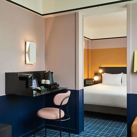 Hotel Mercure 15 Porte De Versailles 4*