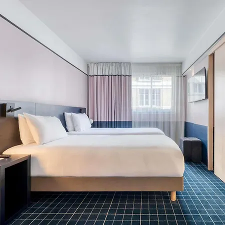 Hotel Mercure 15 Porte De Versailles 4*