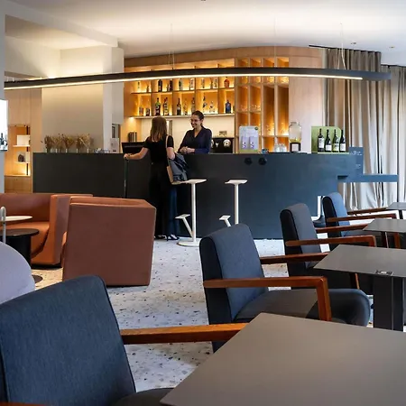 Mercure 15 Porte De Versailles Hotel 4*