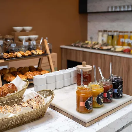 Mercure 15 Porte De Versailles Hotel 4*