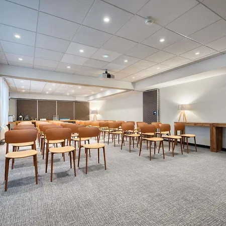 Mercure 15 Porte De Versailles Hotel