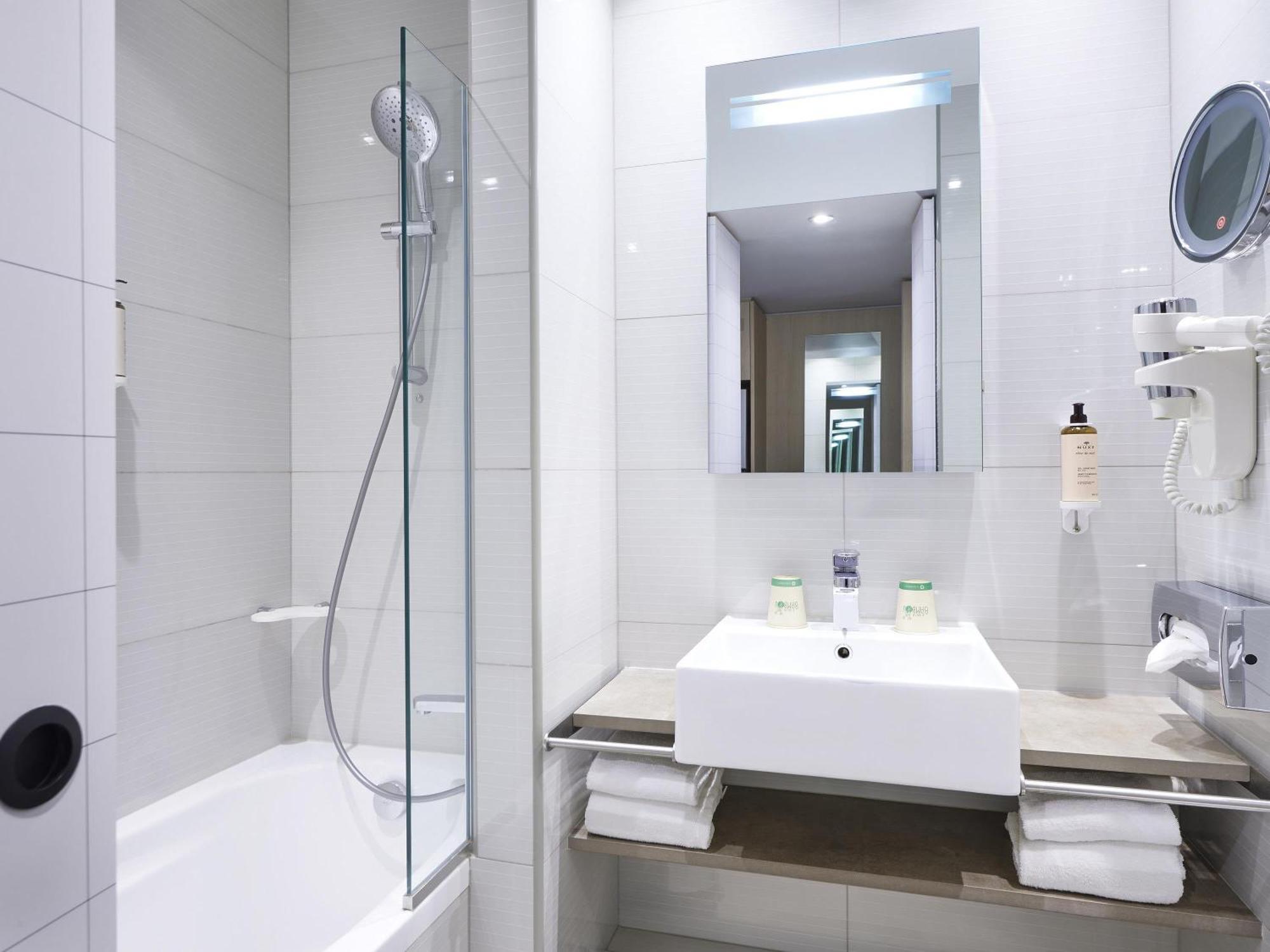 Mercure 15 Porte De Versailles 4* Parigi
