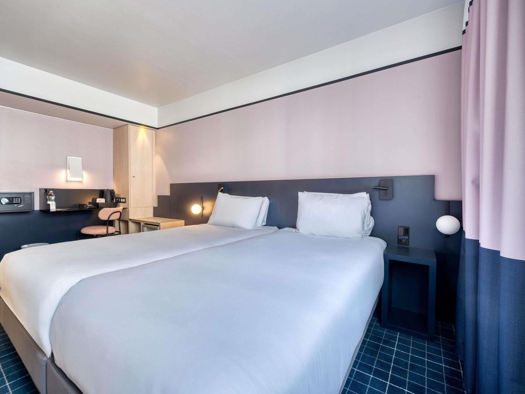 Hotel Mercure 15 Porte De Versailles 4*