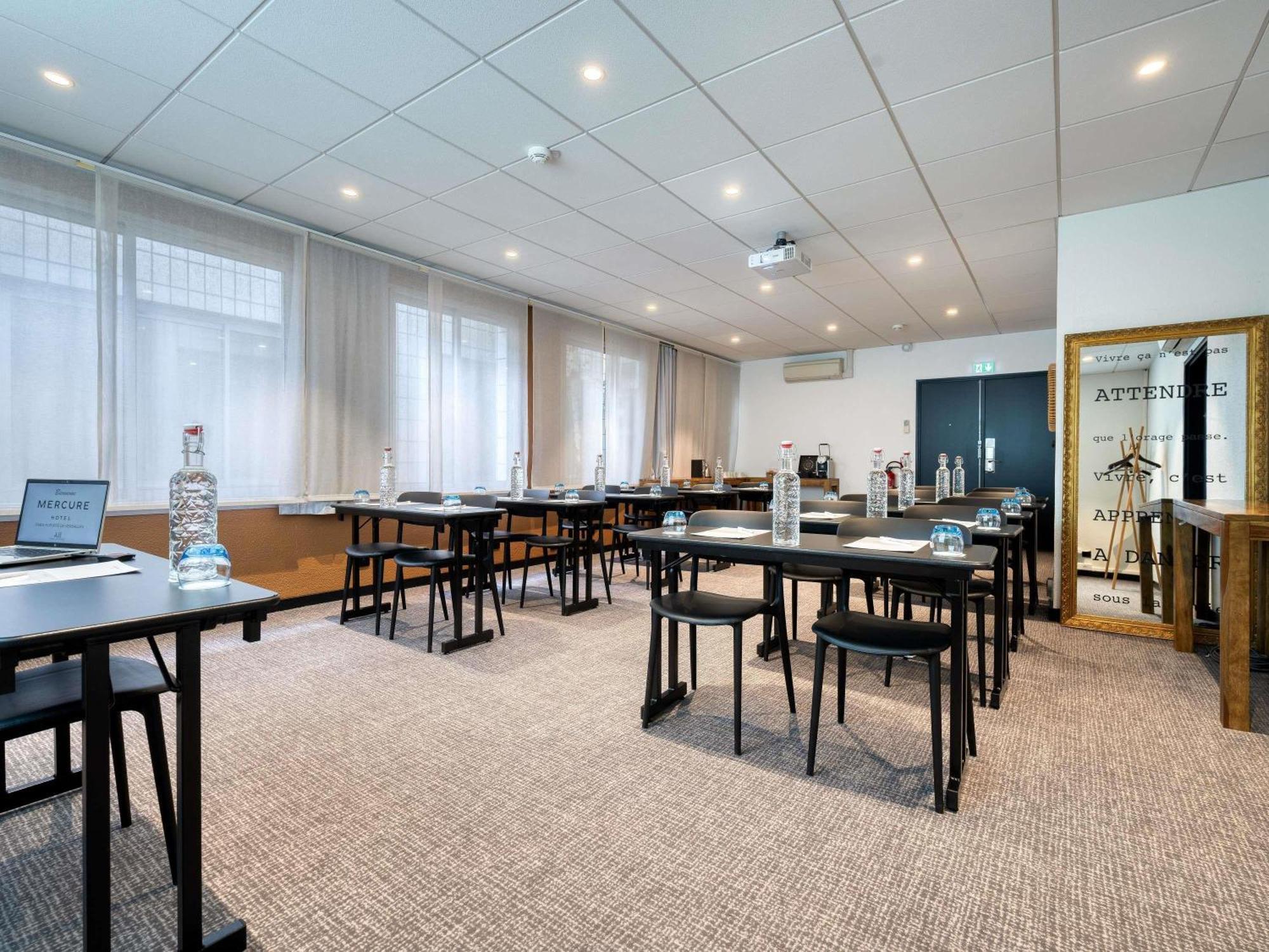 Mercure 15 Porte De Versailles Hotel Parigi