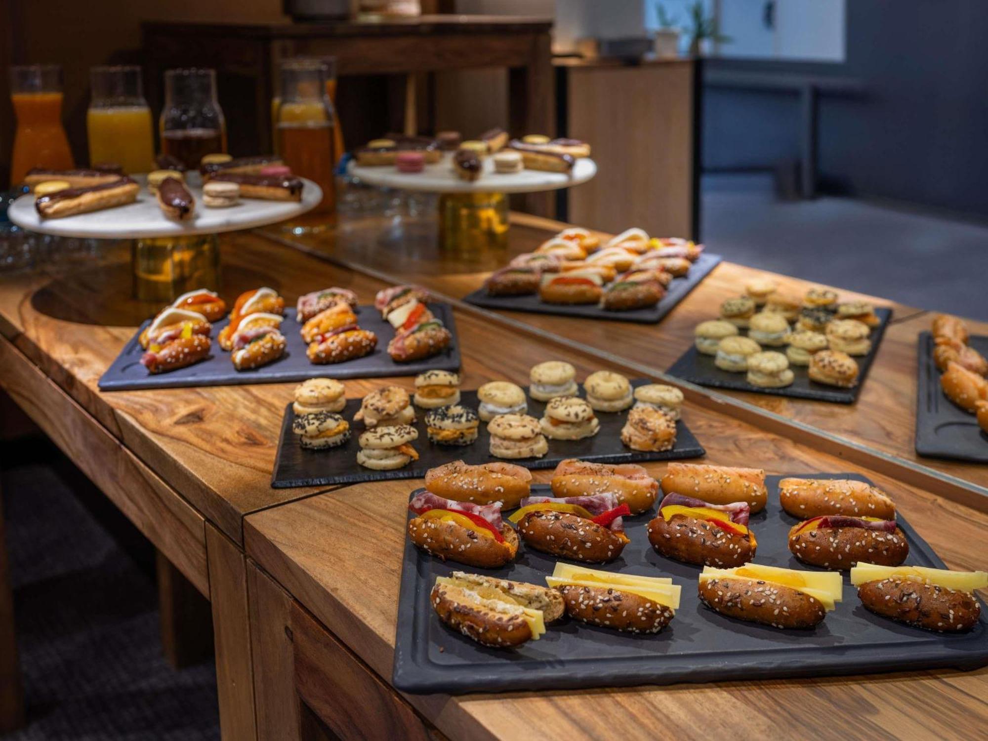 Mercure 15 Porte De Versailles Parigi